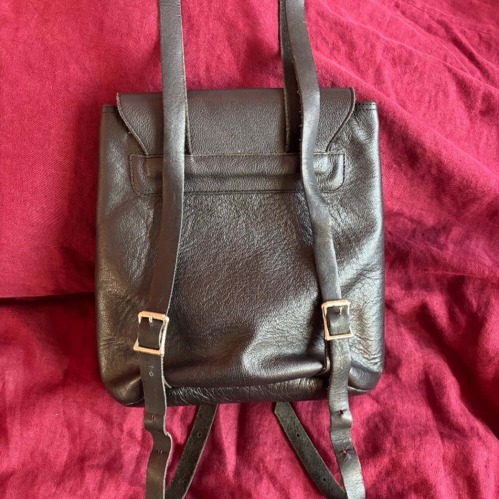 Harley-Davidson Black Leather Backpack with Buckle - Picture 2 of 4